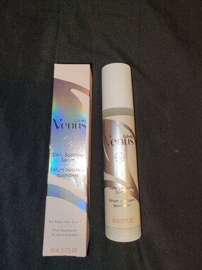 Gillette Venus Daily Soothing Serum For Pubic Hair Skin 1.7 oz Intimate Grooming